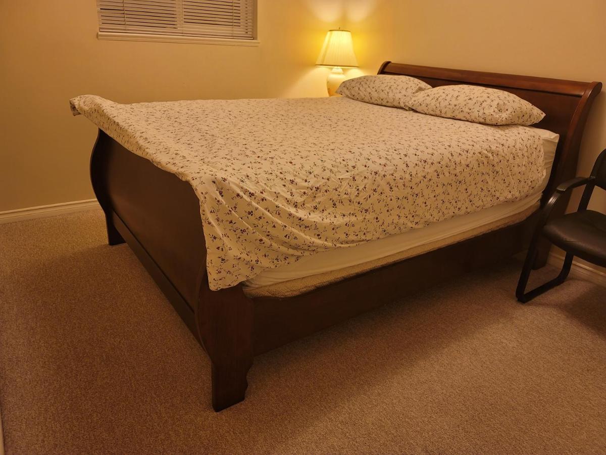 Decent Location Home เซอร์รีย์ ภายนอก รูปภาพ