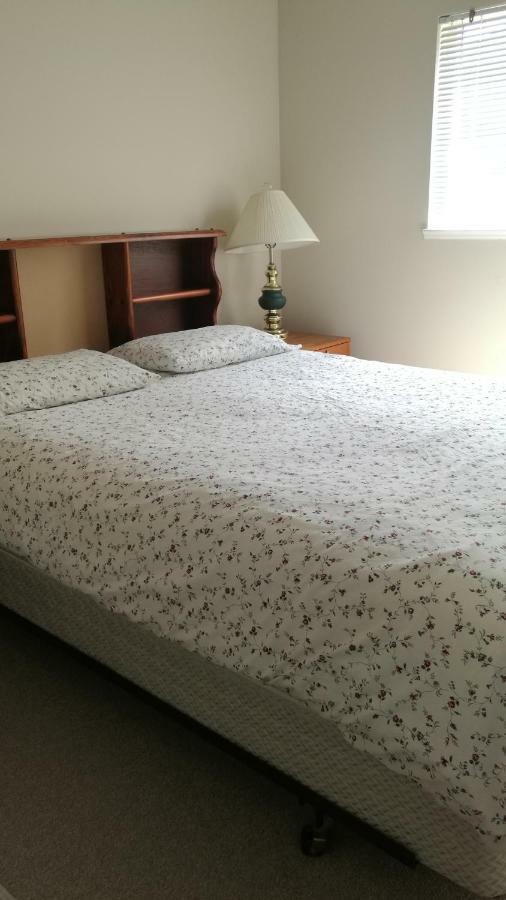 Decent Location Home เซอร์รีย์ ภายนอก รูปภาพ